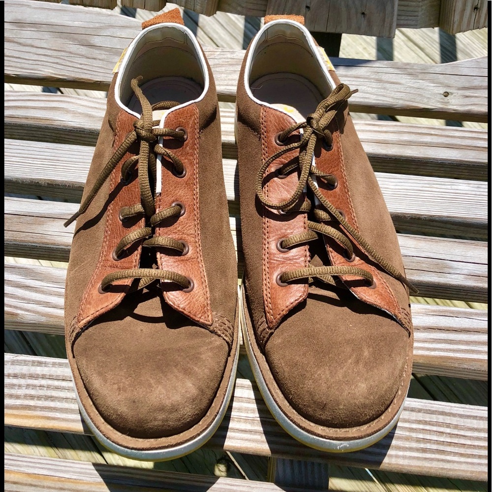 Beautiful suede shoes by Dr Martens size 12